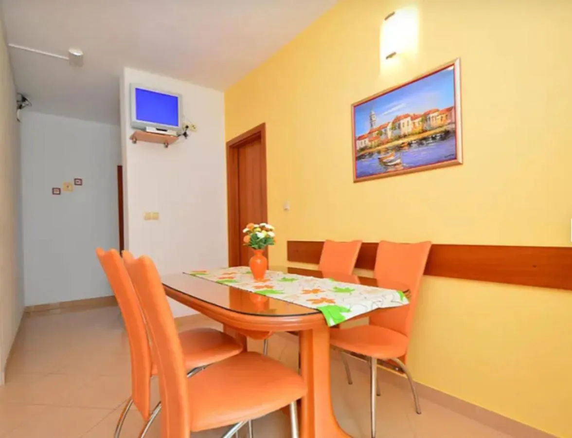 Apartments Angela Trogir