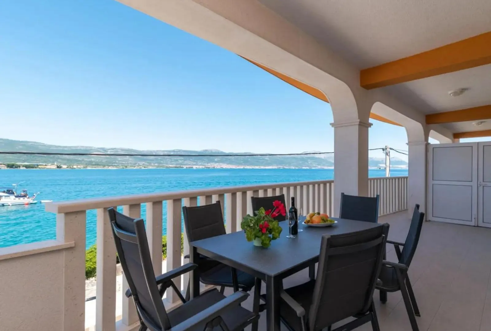 Apartments Angela Trogir
