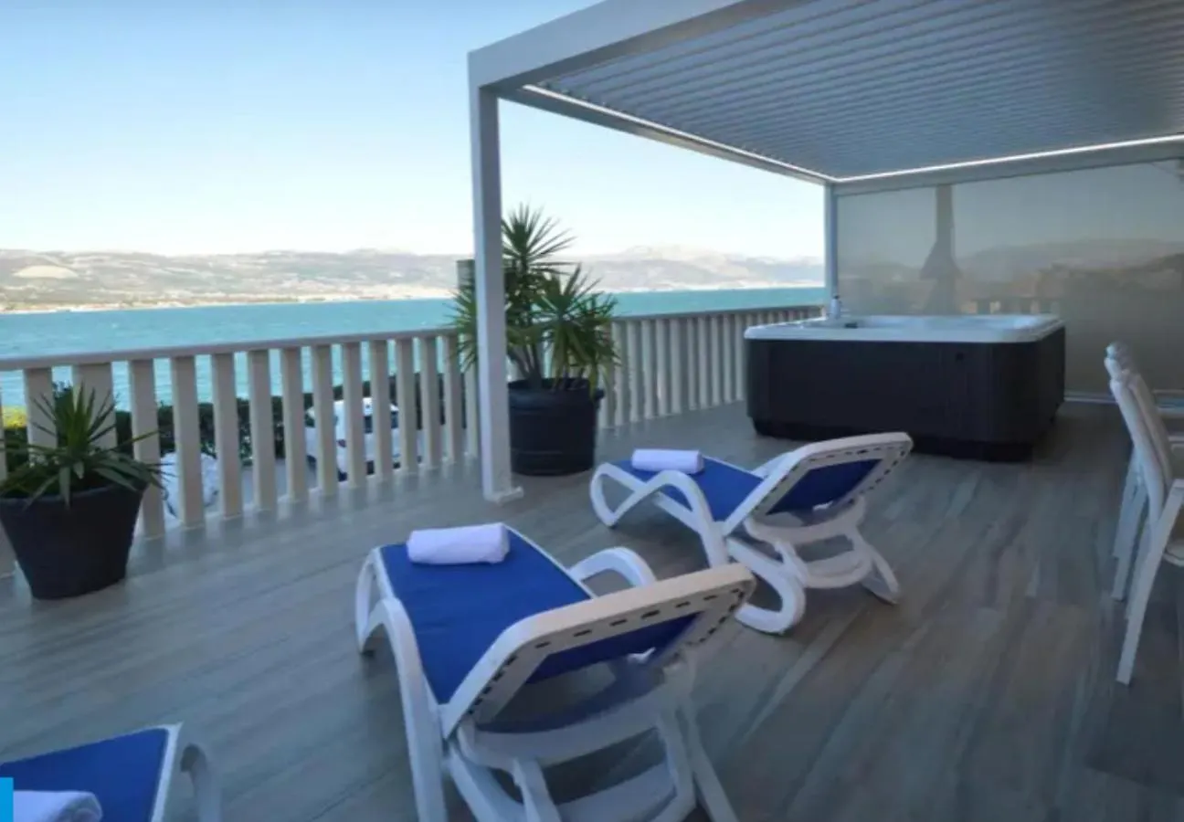 Apartments Angela Trogir